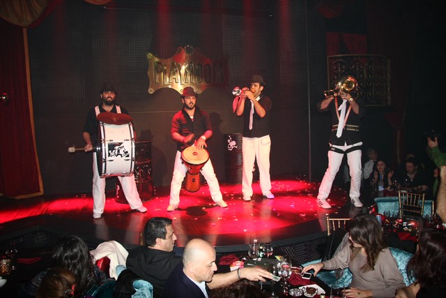 La Folie Rouge Cloture Part 1